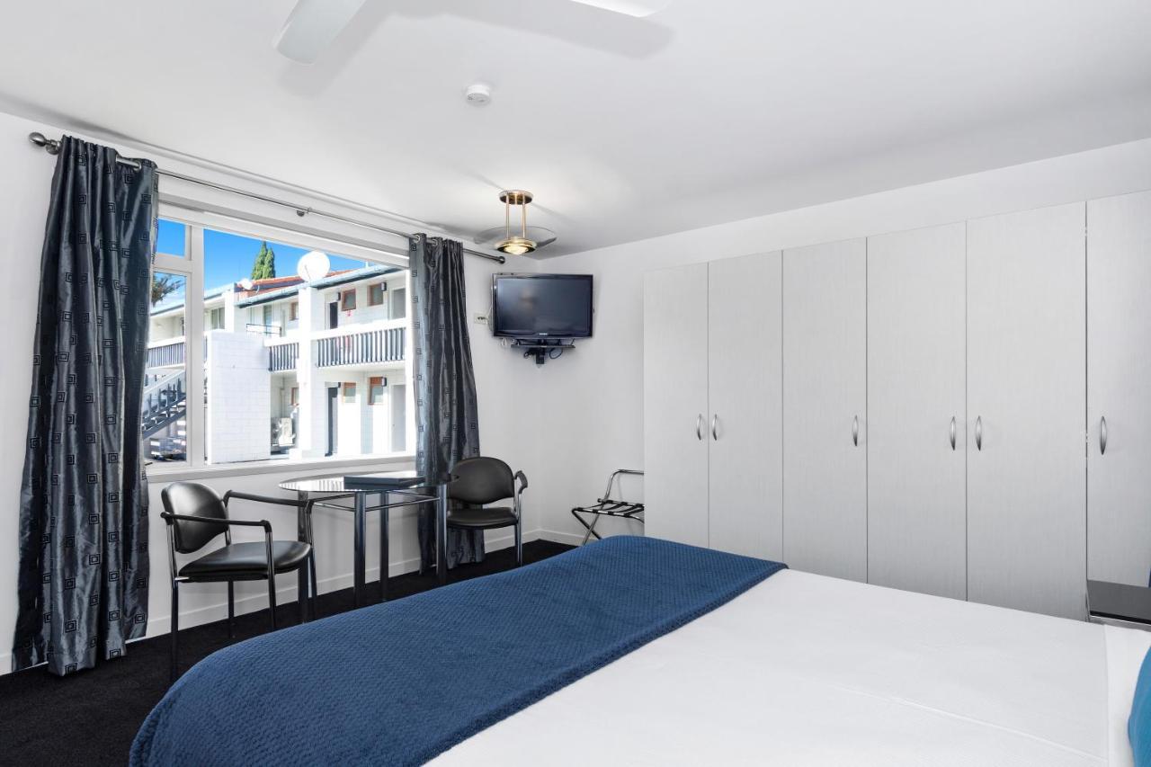 The Tauranga On The Waterfront Motel Exterior photo
