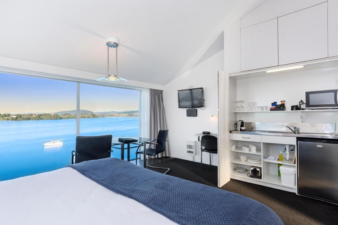 The Tauranga On The Waterfront Motel Exterior photo