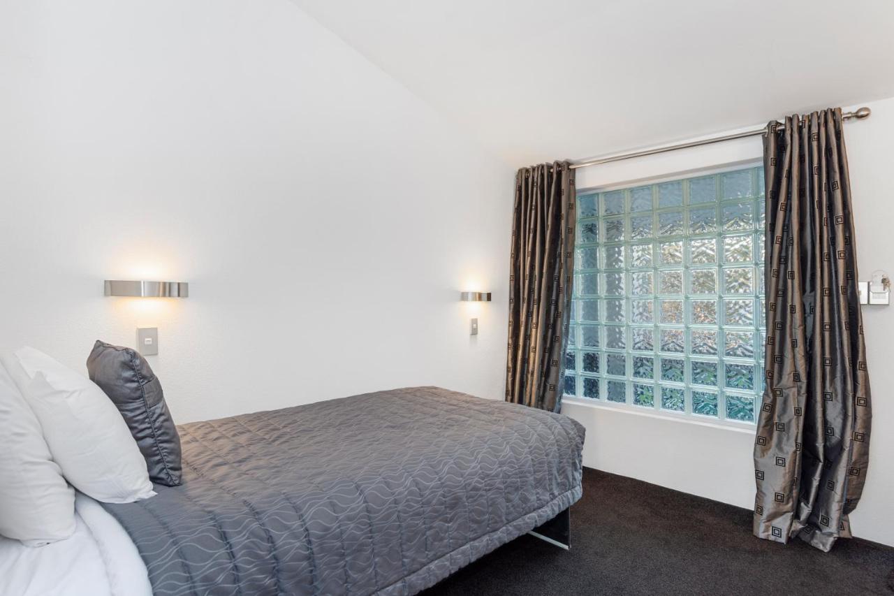 The Tauranga On The Waterfront Motel Exterior photo