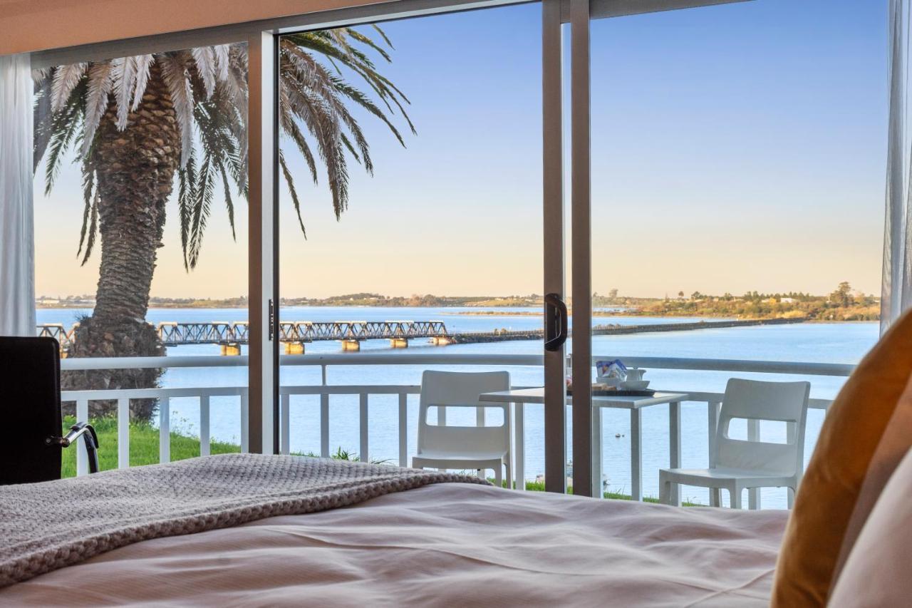 The Tauranga On The Waterfront Motel Exterior photo