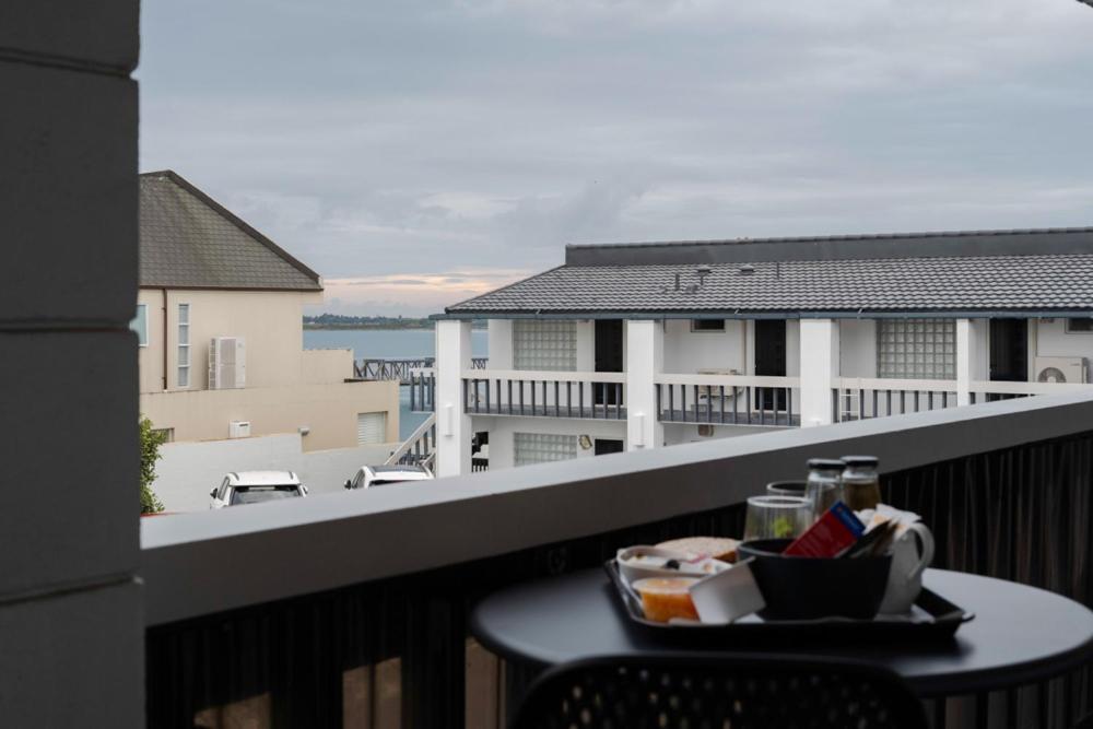 The Tauranga On The Waterfront Motel Exterior photo